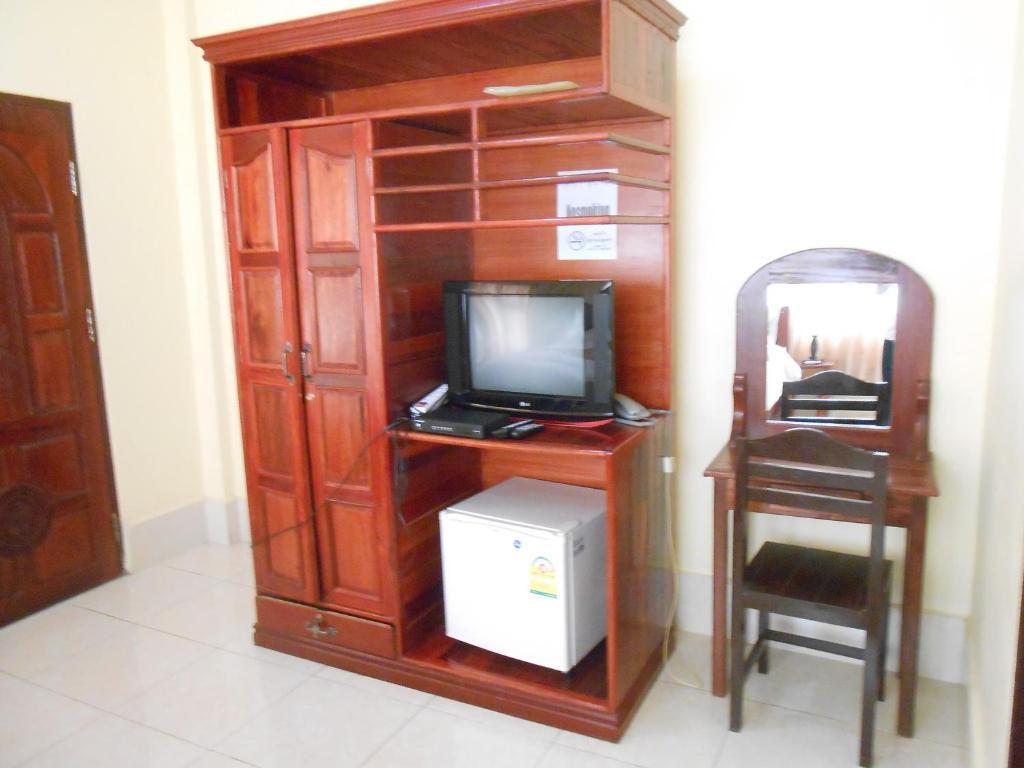 Khampaseuth Hotel Vang Vieng Ngoại thất bức ảnh