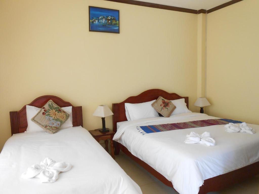 Khampaseuth Hotel Vang Vieng Ngoại thất bức ảnh